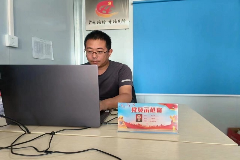 黨員示范崗┃亮身份樹(shù)標(biāo)桿，爭(zhēng)當(dāng)開(kāi)路先鋒